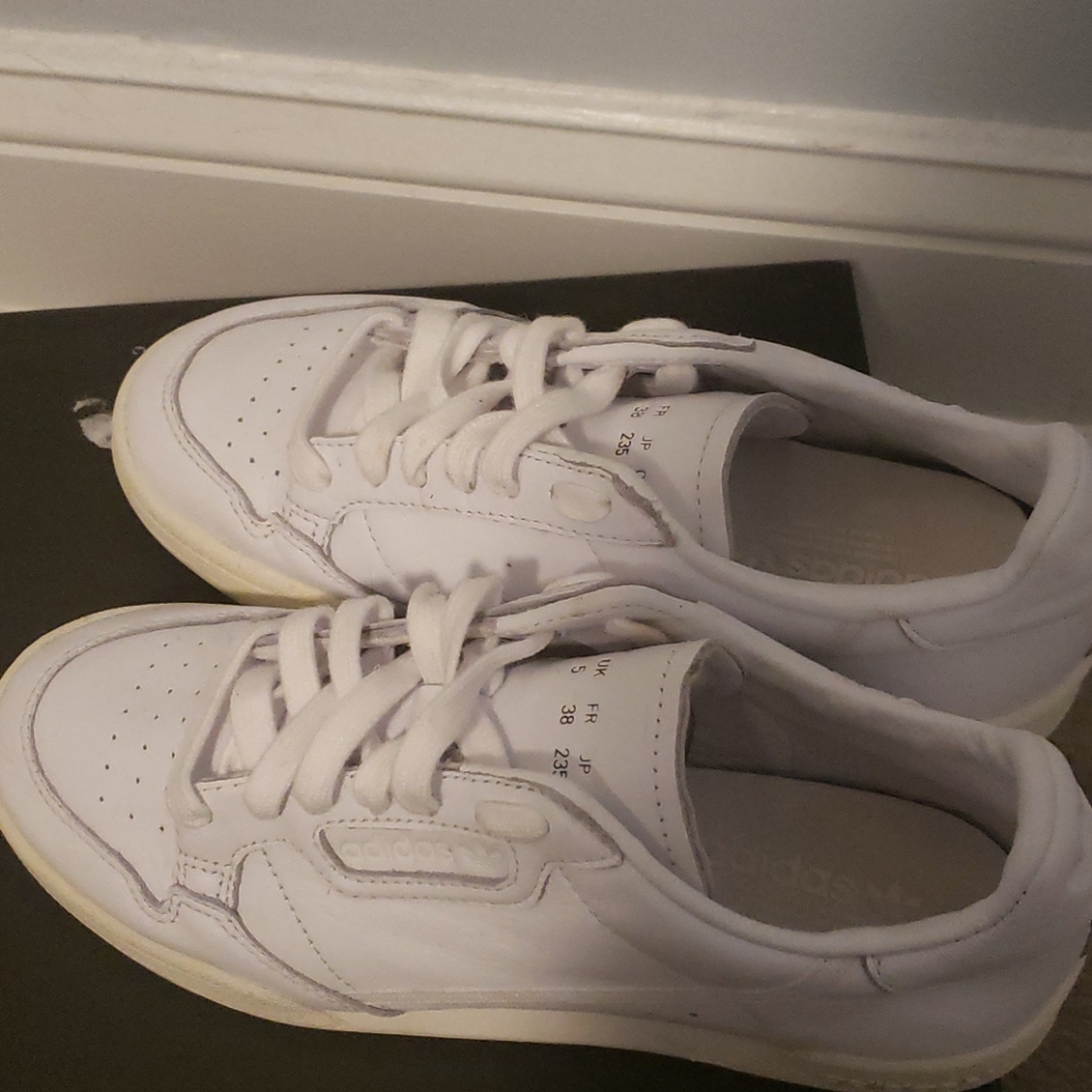 Adidas white leather shoe